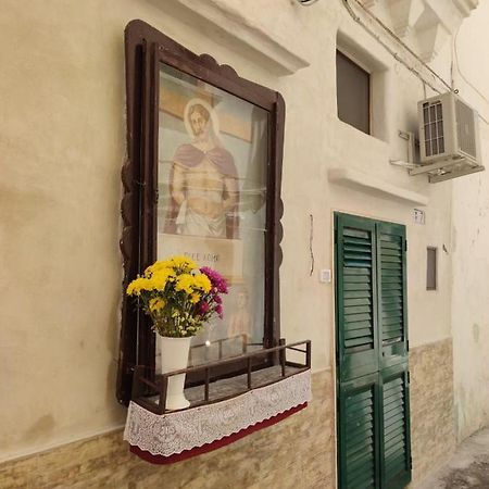 Ecce Homo Apartment Gallipoli Bagian luar foto